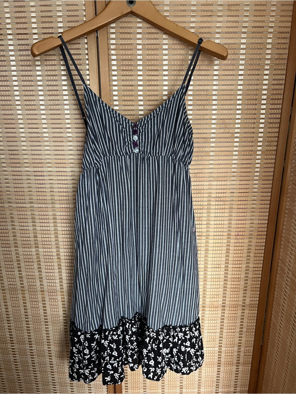 Vintage Element Y2K Striped & Floral Mixed-Media Cami Dress Small